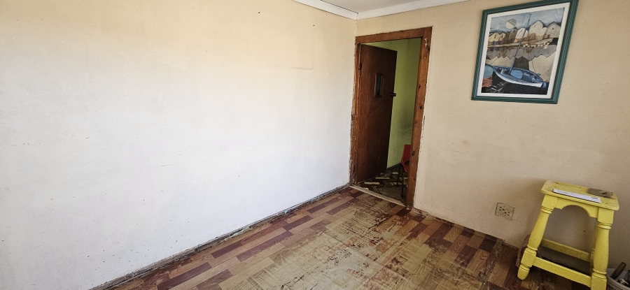 1 Bedroom Property for Sale in New Brighton Eastern Cape
